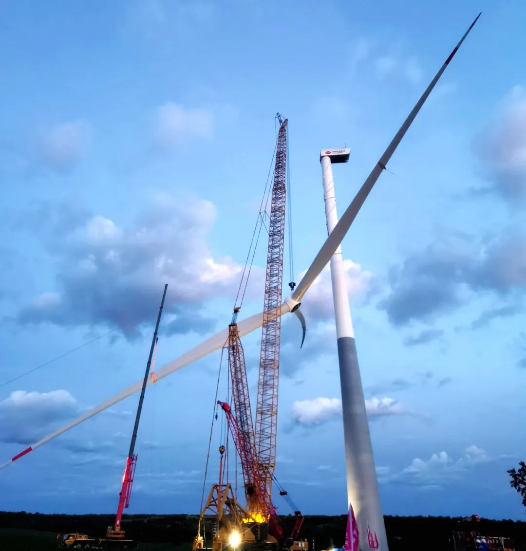 總計30臺！黑龍江北安建華風(fēng)電項目150兆瓦混塔風(fēng)機(jī)吊裝收官