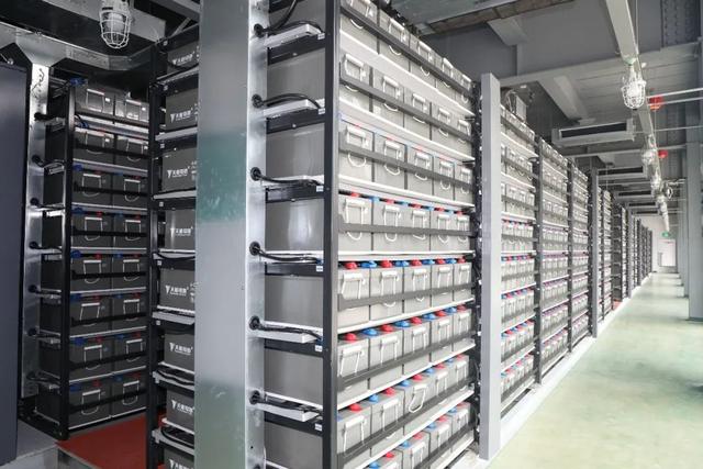 應(yīng)對(duì)用電高峰，小電池派上大用場(chǎng)