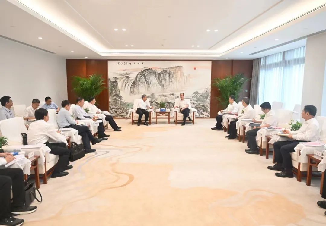 中國電建黨委書記、董事長丁焰章會(huì)見南瑞集團(tuán)董事長、黨委書記山社武