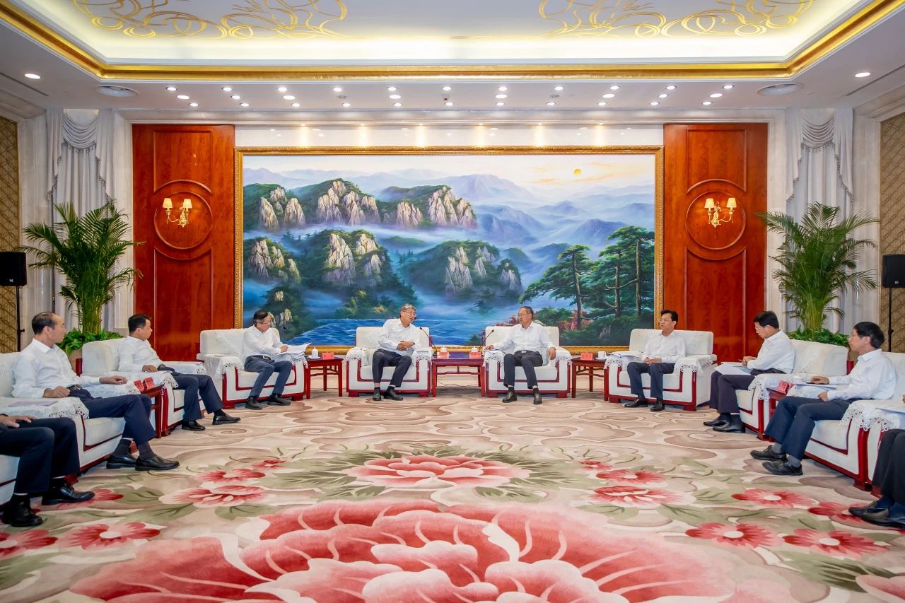 國(guó)家能源集團(tuán)董事長(zhǎng)劉國(guó)躍、總經(jīng)理余兵拜會(huì)寧夏回族自治區(qū)主要領(lǐng)導(dǎo)