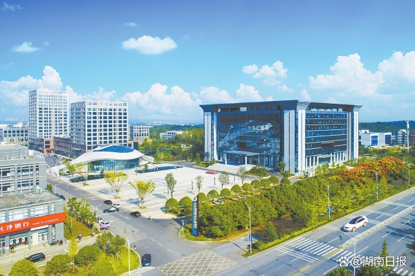 新能源產(chǎn)業(yè)，湖南領(lǐng)跑儲能賽道