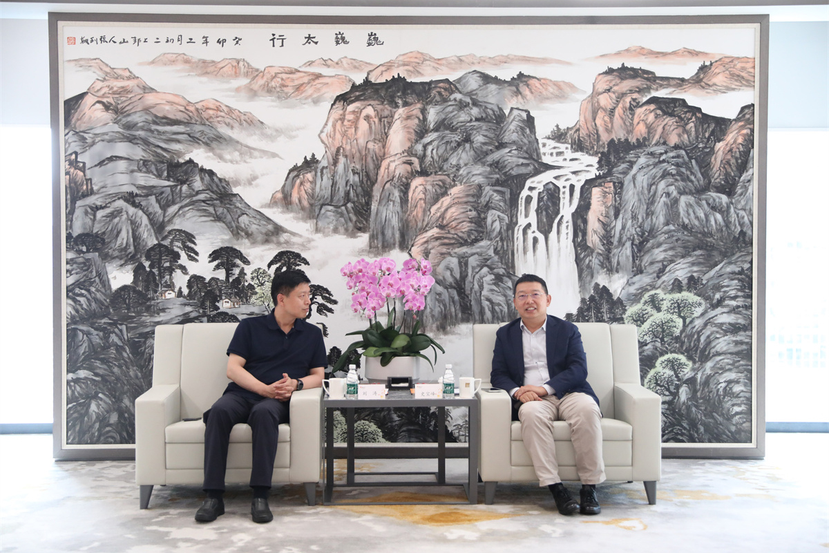 華潤電力董事局主席史寶峰主席會(huì)見許昌市委副書記、市長劉濤