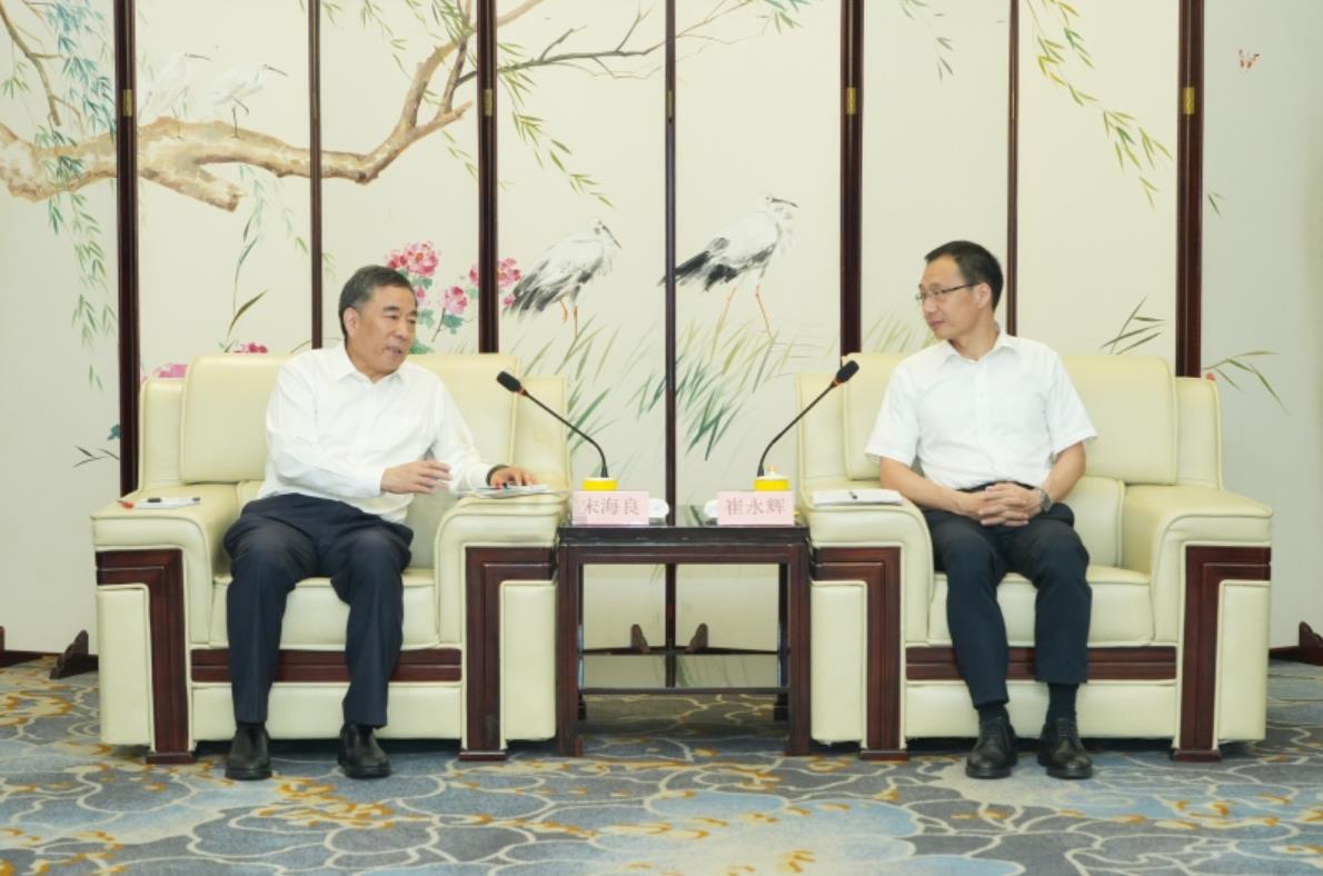 中國能建黨委書記、董事長宋海良與福建省委常委、廈門市委書記崔永輝會談