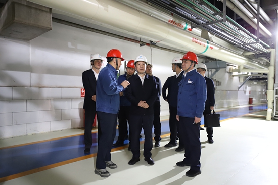 華能集團總經(jīng)理張文峰到華能青島港務、青島熱電調(diào)研