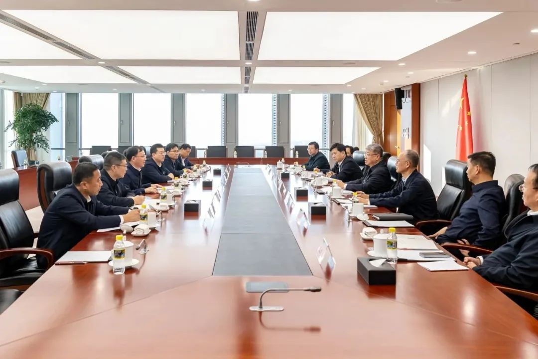 國家能源集團(tuán)黨組書記、董事長劉國躍與中國大唐黨組副書記、總經(jīng)理張傳江會(huì)談