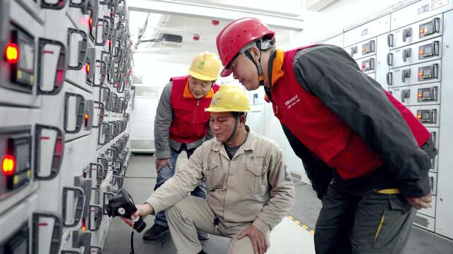 國網(wǎng)湖南電力力保三大球運(yùn)動(dòng)會(huì)可靠供電