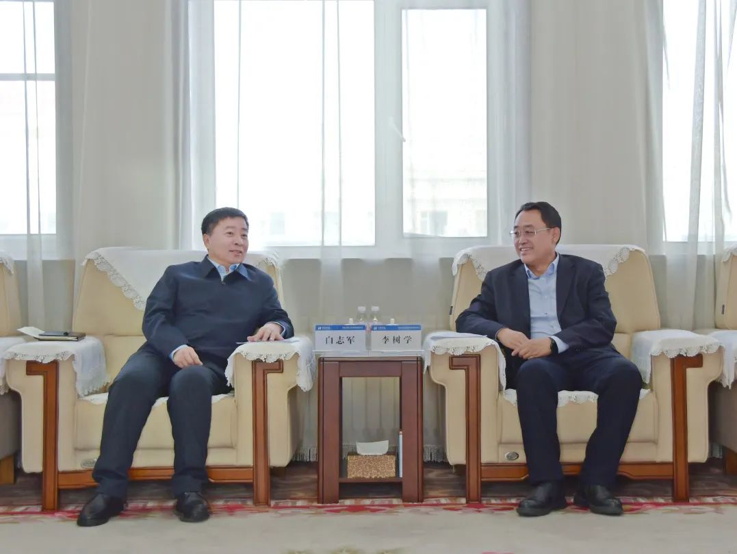 華能蒙東公司總經(jīng)理、黨委副書記李樹學會見扎蘭屯市委書記白志軍
