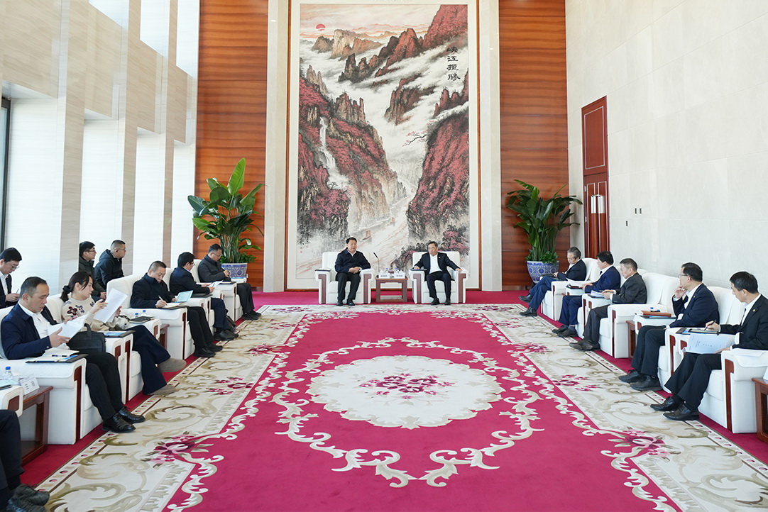 中國能建黨委書記、董事長宋海良與云南紅河州委書記趙瑞君會談