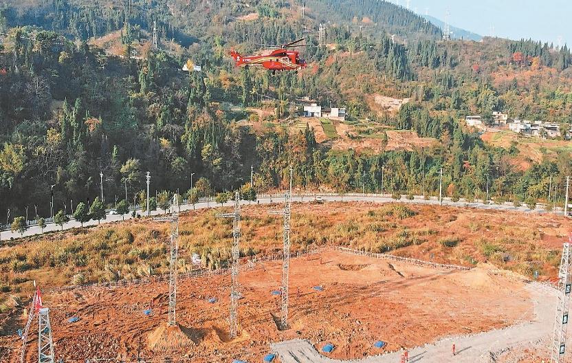 國網重慶電力開展2024年雨雪冰凍災害實戰(zhàn)化聯(lián)動應急演練