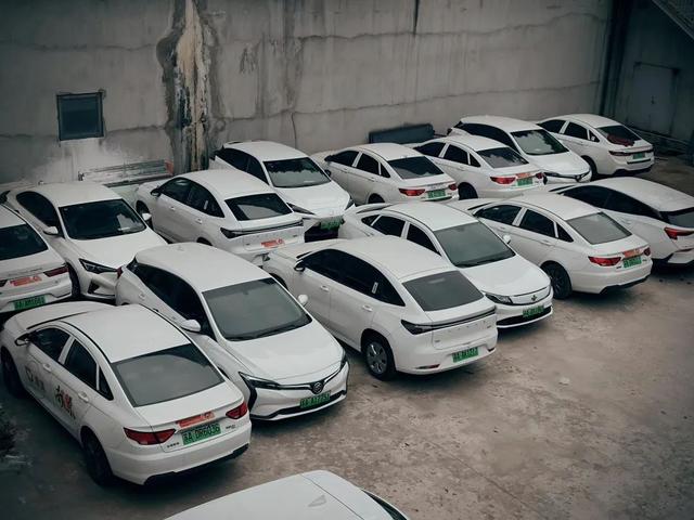 新能源網(wǎng)約車頻遭“拒?！?，“一險難求”難在哪?