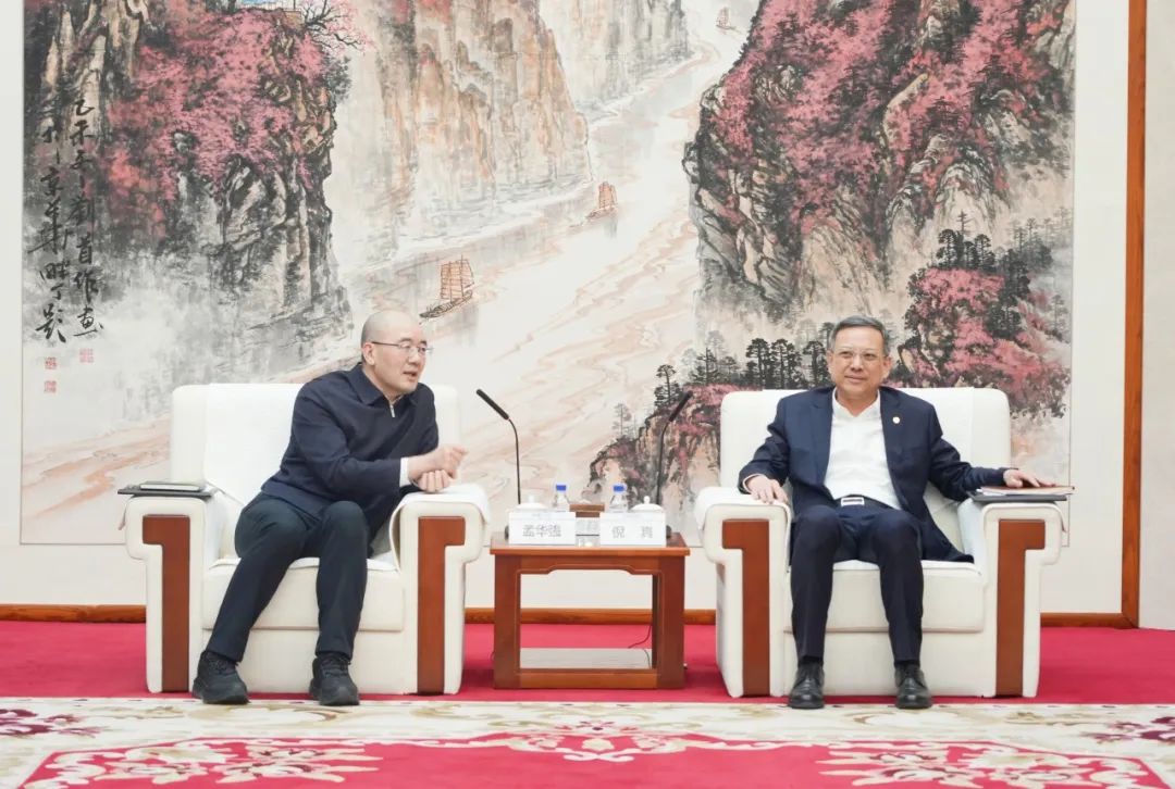 中國能建黨委副書記倪真與遼寧省國資委主任孟華強會談