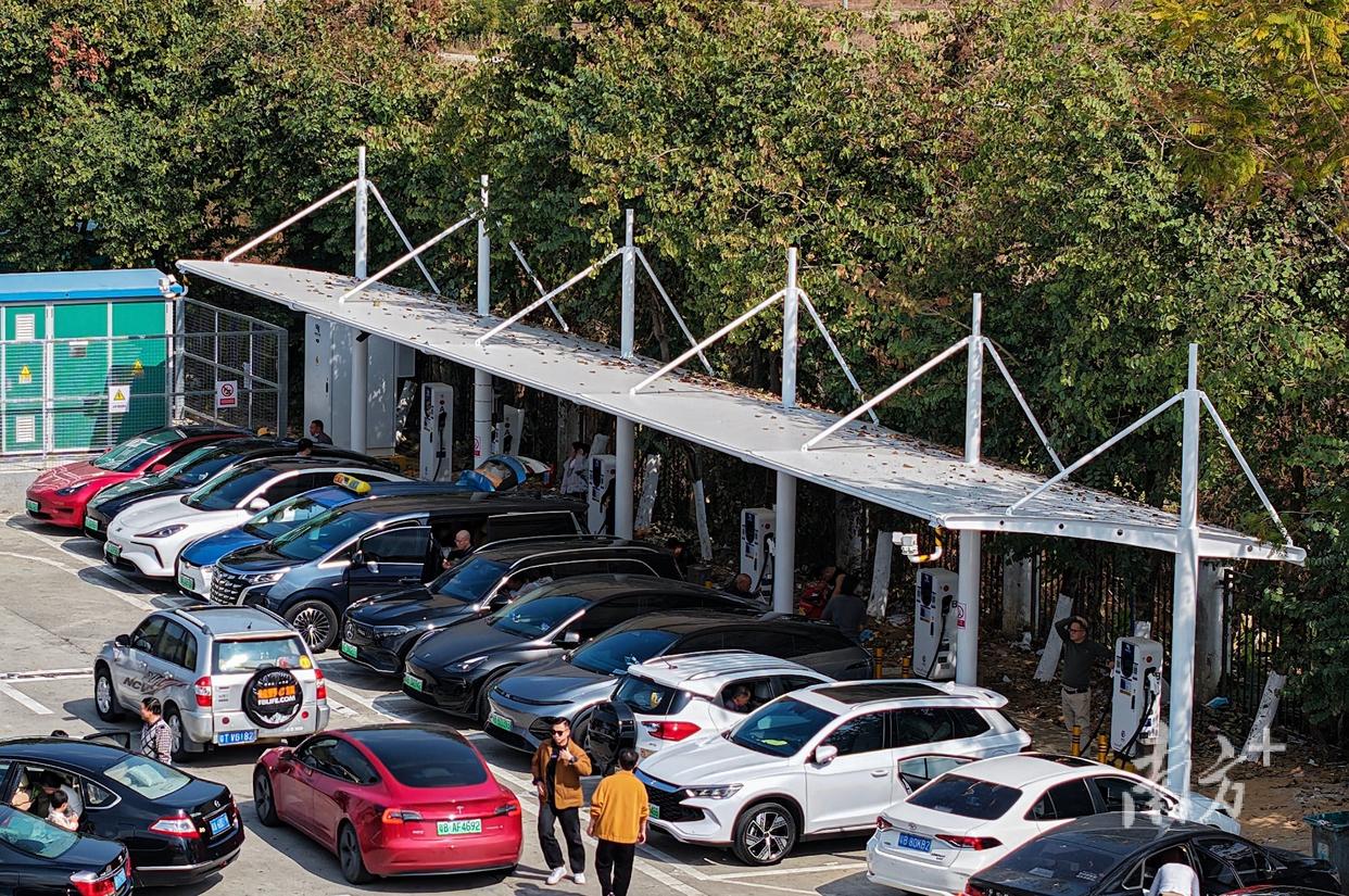 春節(jié)假期南方電網(wǎng)新能源汽車(chē)?yán)塾?jì)充電量同比增