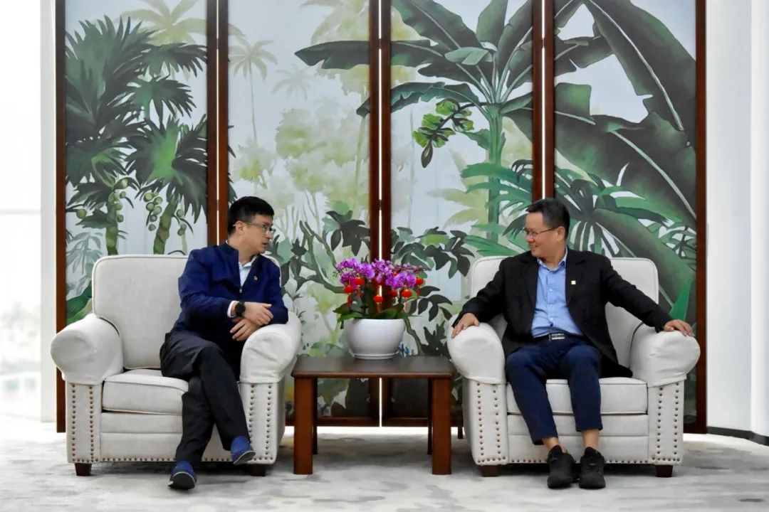 國電投海南公司黨委副書記、總經理劉波濤拜訪大唐海南公司黨委書記、董事長王俊啟