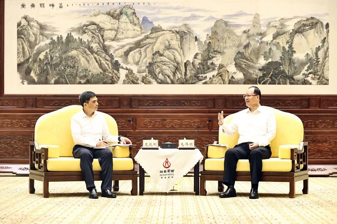 湖南省省長毛偉明與國網(wǎng)總經(jīng)理龐驍剛會談  攜手推進新型電力系統(tǒng)建設(shè)