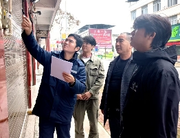 湖北通城：供電員工上門，解惑用戶“多扣”電費(fèi)之謎