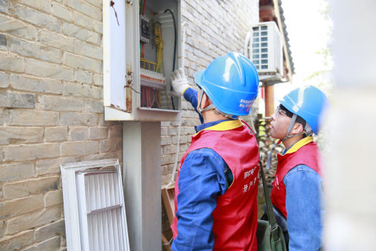 國(guó)網(wǎng)渭南供電公司：千年窯火迎五一 政企聯(lián)合筑安全